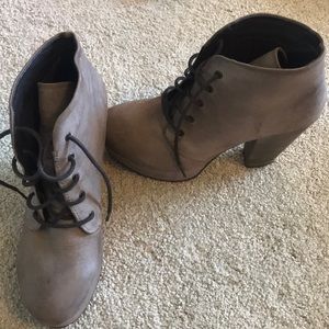 Steve Madden chunky heels